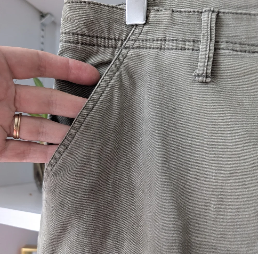 Abercrombie & Fitch Women's Low Rise Skinny Capris Moto Size Size 31 Grunge - Picture 4 of 16